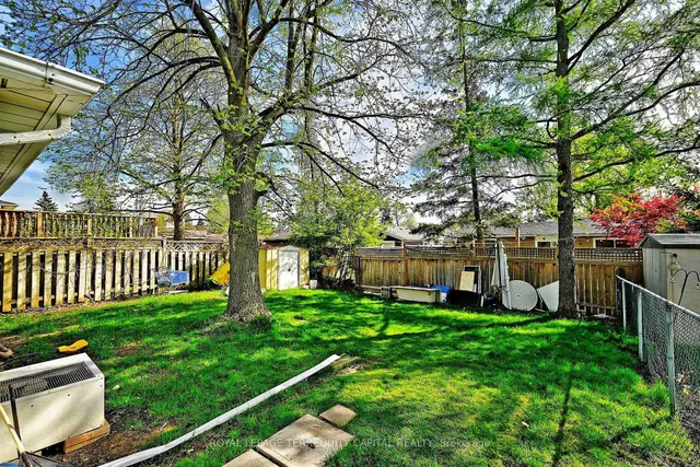 Additional image 34 of 73 Hickory Heights Cres