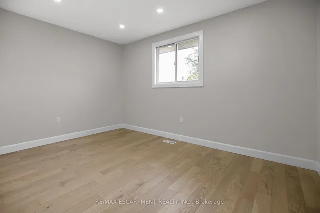 Additional image 19 of 6 Barbara Crt