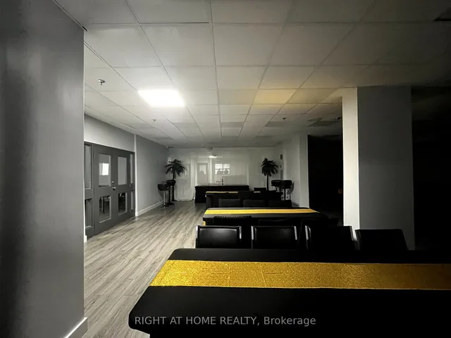 Additional image 22 of 4 Lisa St Unit 412