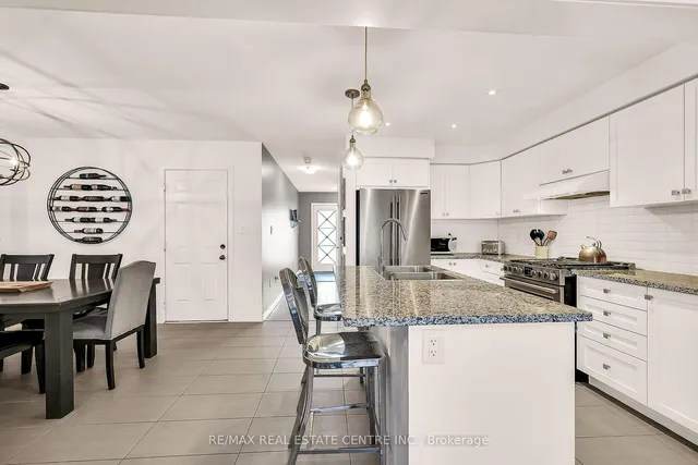 Additional image 12 of 18 Scarletwood St