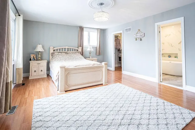 Additional image 24 of 32 Madrid Cres