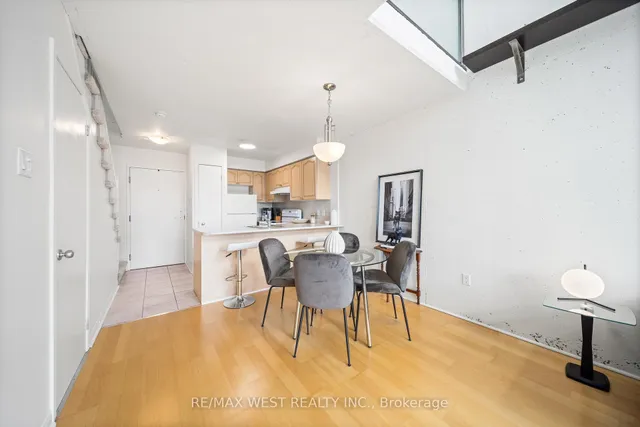 Additional image 6 of 954 King St Unit 510