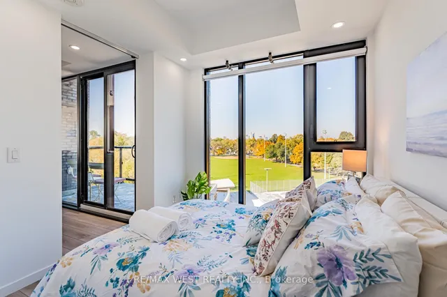 Additional image 3 of 7 Smith Cres Unit 524