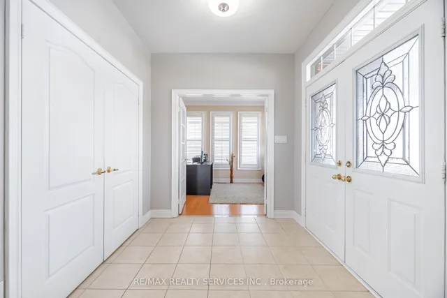 Additional image 5 of 18 Armani Lane