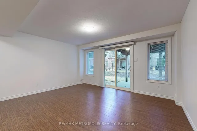 Additional image 33 of 10 FOXGLOVE Cres Unit 22