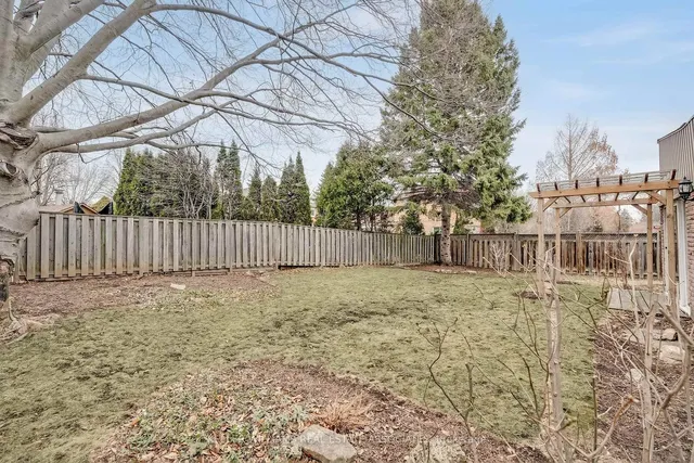 Additional image 32 of 6427 Dunray Crt