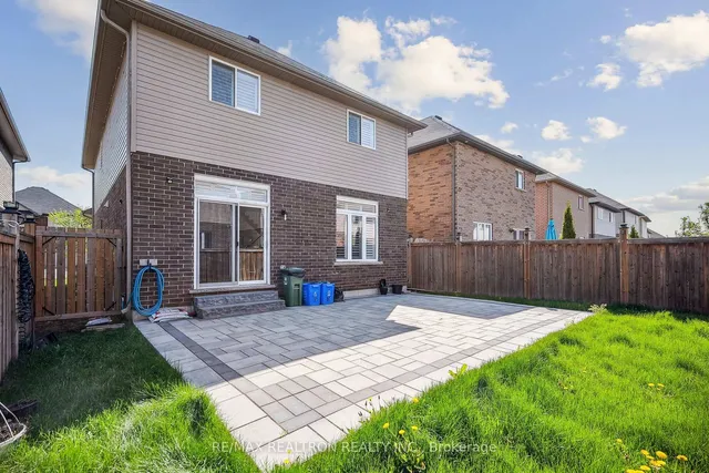 Additional image 23 of 87 Whistler St