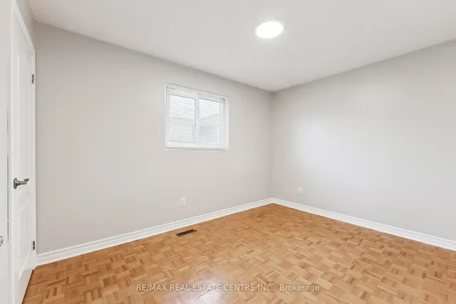 Additional image 22 of 21 Marchbank Cres