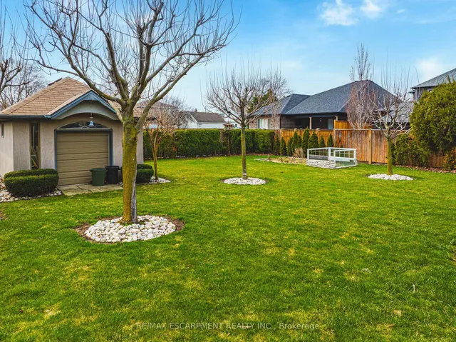 Additional image 49 of 388 Hemlock Ave