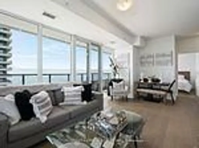 Additional image 8 of 30 Shore Breeze Dr Unit 3815