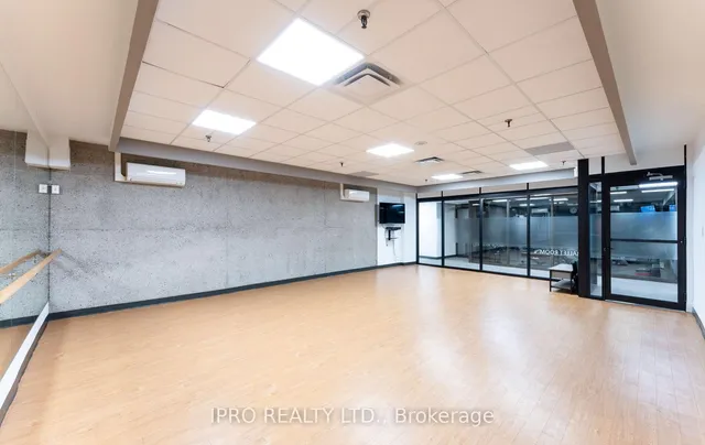 Additional image 35 of 60 Southport St Unit 414