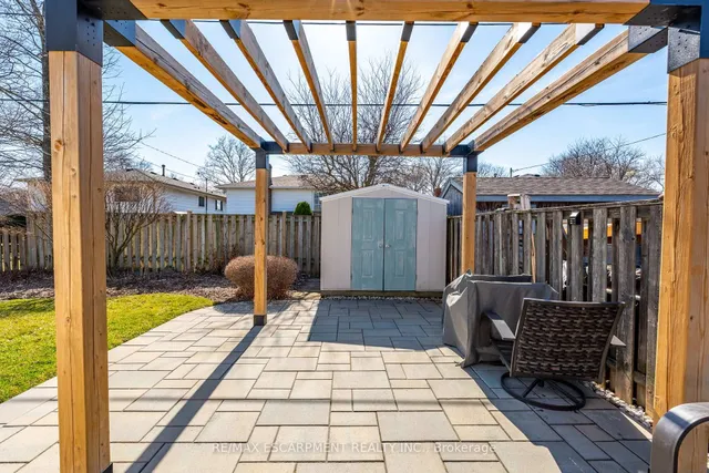 Additional image 36 of 648 THORNWOOD Ave