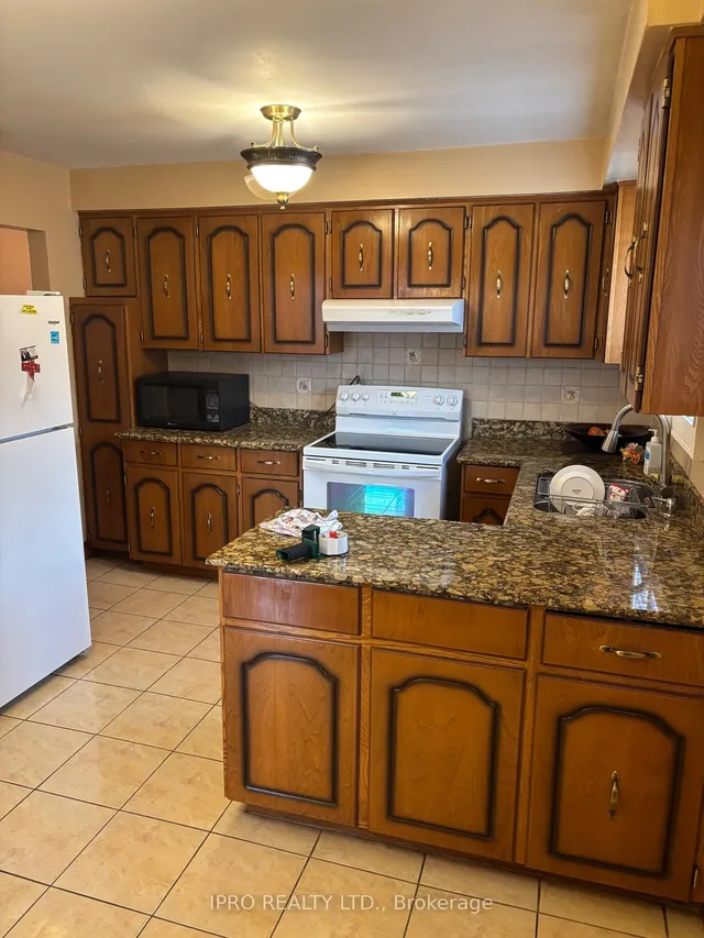 Additional image 5 of 309 Pellatt Ave