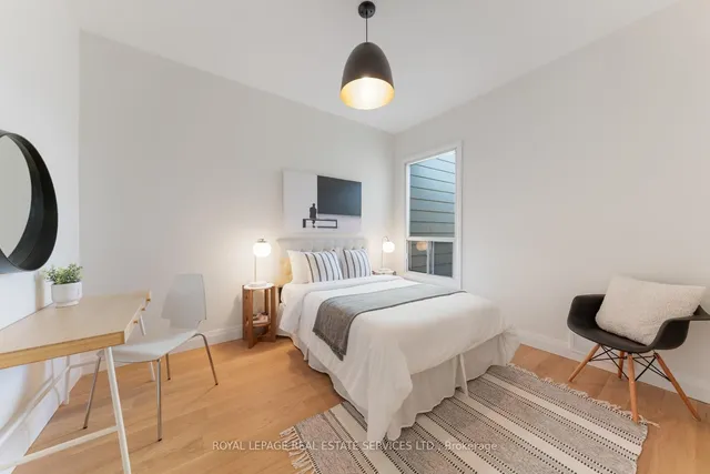 Additional image 32 of 63 Robinson St