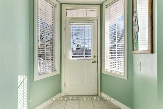 Additional image 3 of 360 Silverbirch Blvd Unit 54
