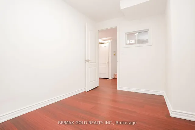 Additional image 37 of 32 Myrtle Crt
