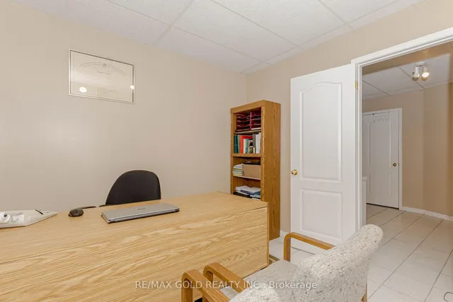 Additional image 42 of 243 Cresthaven Rd