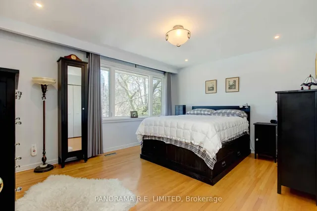 Additional image 13 of 14 Louisa St