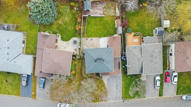 Additional image 43 of 59 Roberts Cres