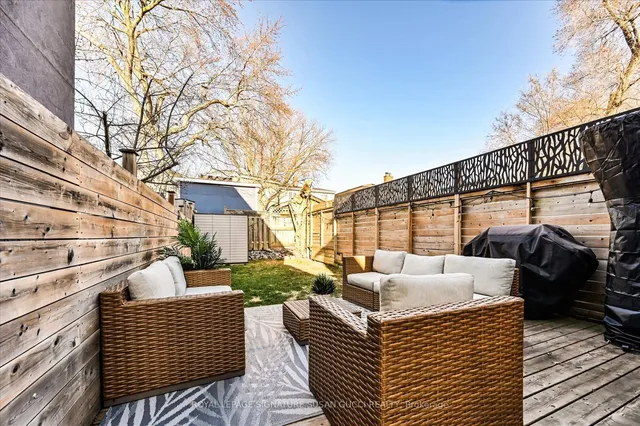 Additional image 24 of 1265 Woodbine Ave