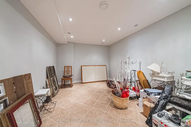 Additional image 35 of 65 Mount Pleasant Dr