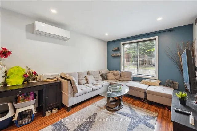 Additional image 12 of 28 Victoria Ave Unit 104