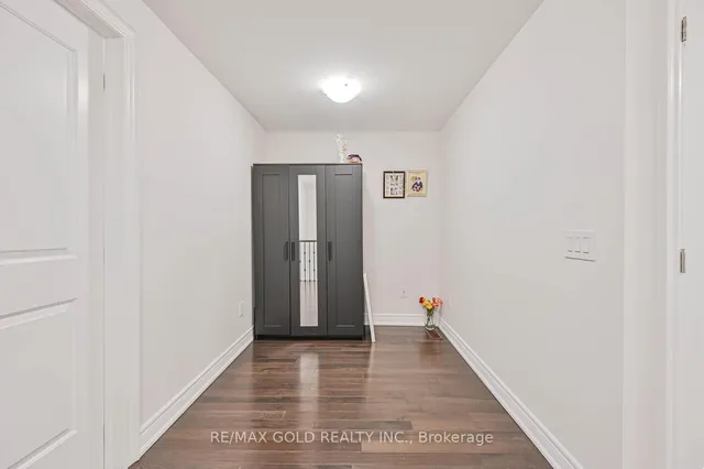 Additional image 23 of 27 Enclave Tr