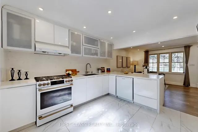 Additional image 15 of 2950 Bayview Ave