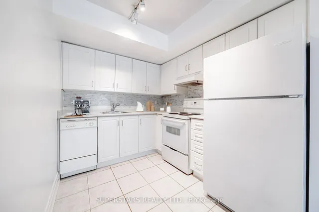 Additional image 10 of 210 Victoria St Unit 913