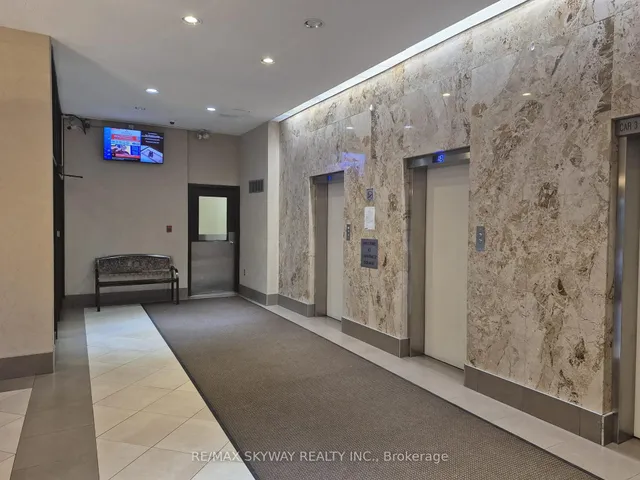 Additional image 4 of 1455 Lawrence Ave Unit 1401