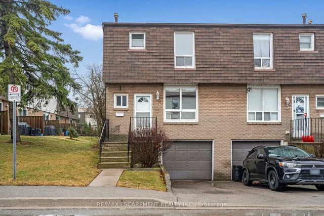 1301 UPPER GAGE Ave Unit 33