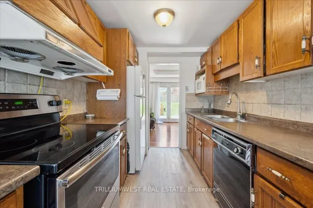 Additional image 9 of 23 WYCLIFFE Pl