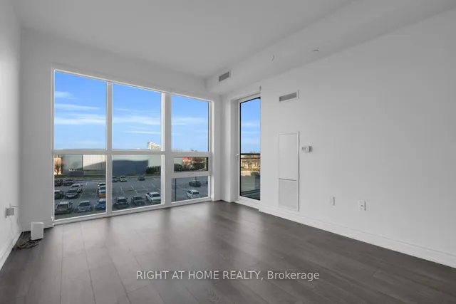 Additional image 10 of 1050 Main St Unit 312