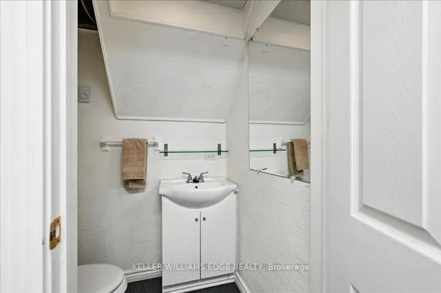 Additional image 22 of 2338 Malcolm Cres