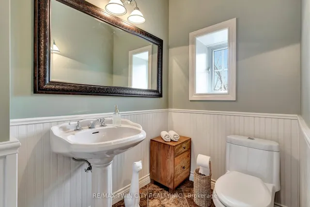 Additional image 31 of 103 Belleview Ave