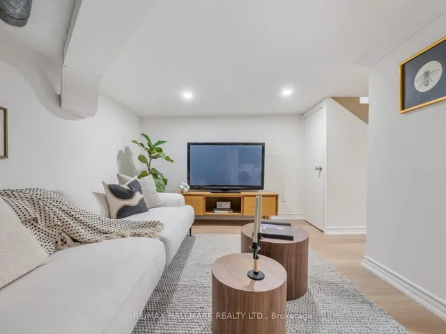 Additional image 33 of 24 Meadow Ave