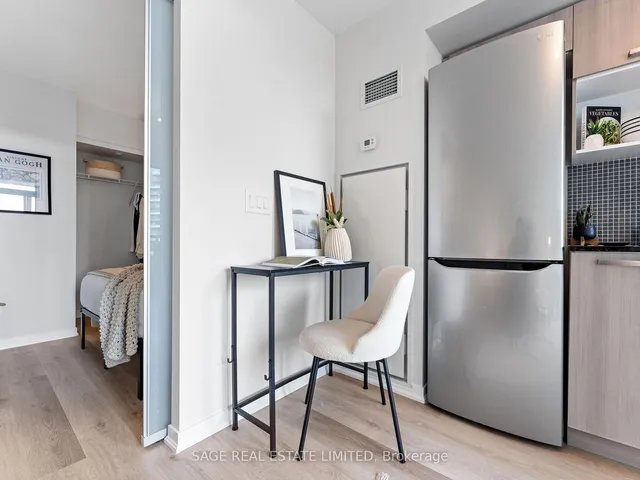 Additional image 14 of 36 Lisgar St Unit 719W