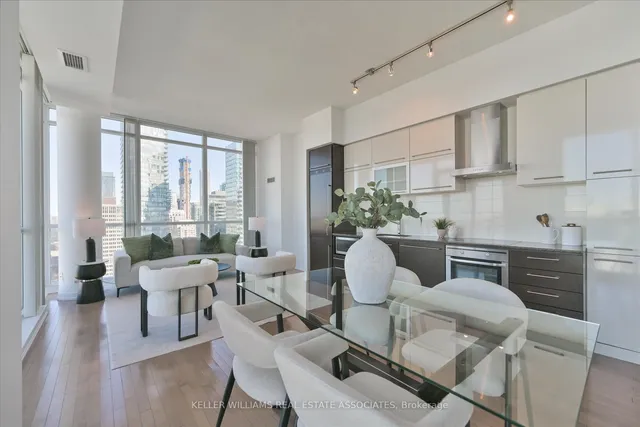 Additional image 10 of 770 Bay St Unit PH201