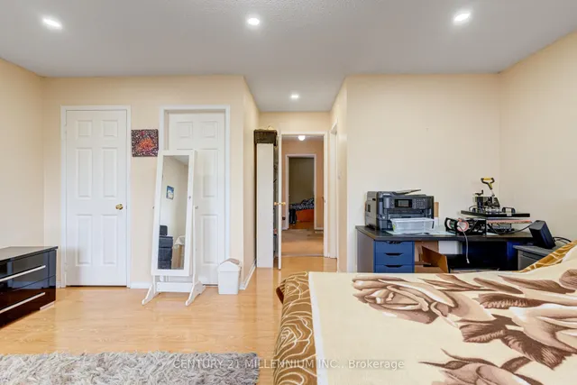 Additional image 22 of 200 Cresthaven Rd Unit 2