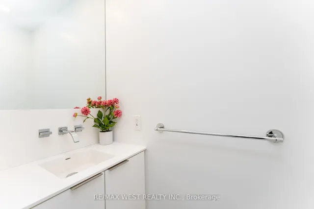 Additional image 7 of 16 Bonnycastle St Unit 2002