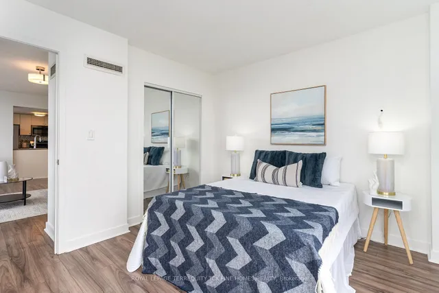 Additional image 23 of 35 Mariner Terr Unit 5303