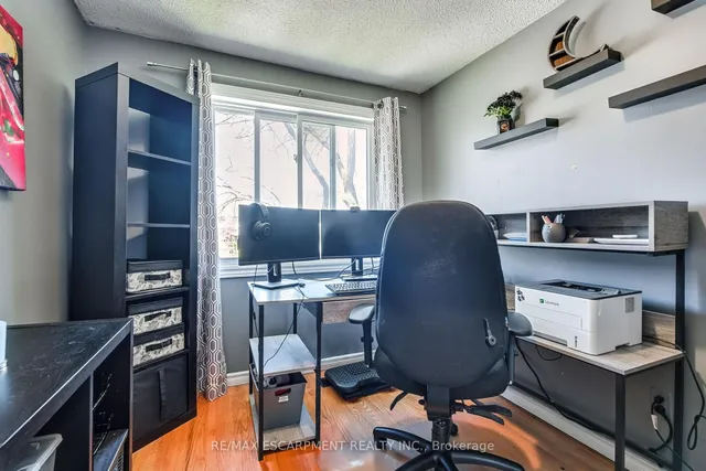 Additional image 24 of 2700 Barton St Unit 2