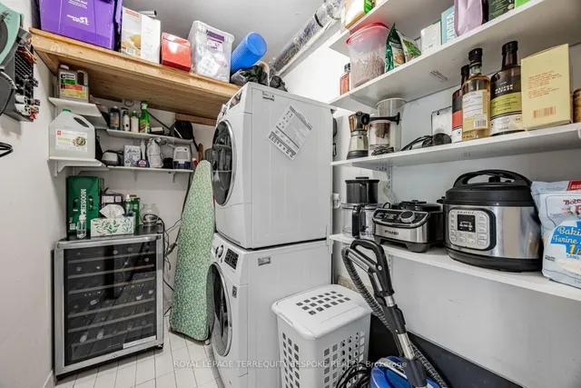 Additional image 22 of 379 Albany Ave