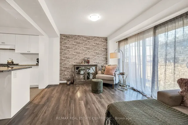 Additional image 18 of 18 Scarletwood St