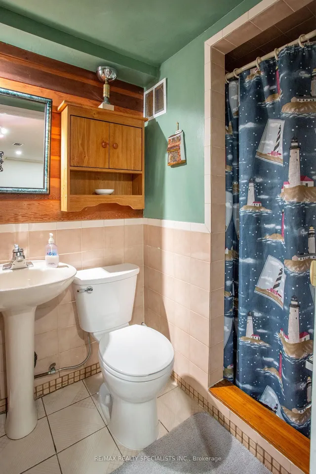 Additional image 17 of 40 Mayberry Crt