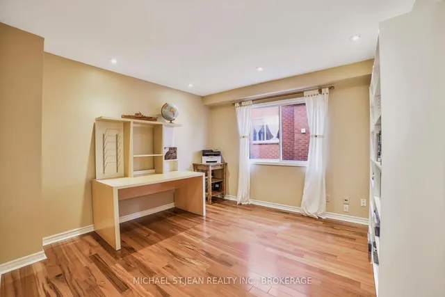 Additional image 18 of 130 Huntingwood Ave