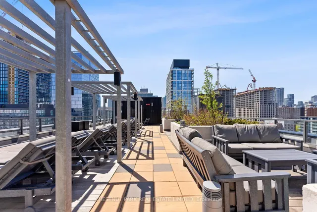 Additional image 30 of 120 Parliament St Unit 1812