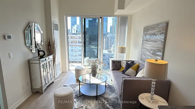 Additional image 5 of 435 Richmond St Unit 1106