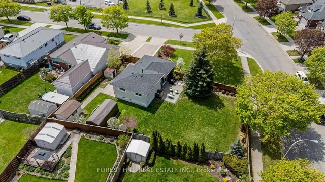 Additional image 40 of 99 Gordon Drummond Ave
