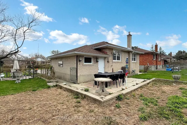 Additional image 43 of 19 Tremely Cres